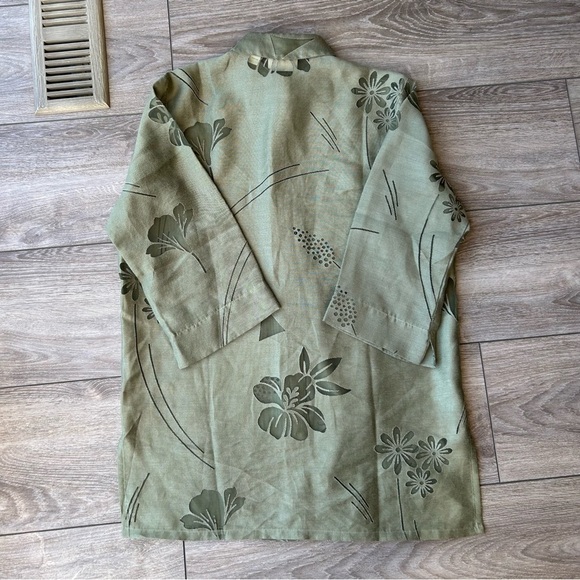 Vintage Banana Bay Resortwear Sheer Floral Pattern Button  Down Shirt - Picture 11 of 15